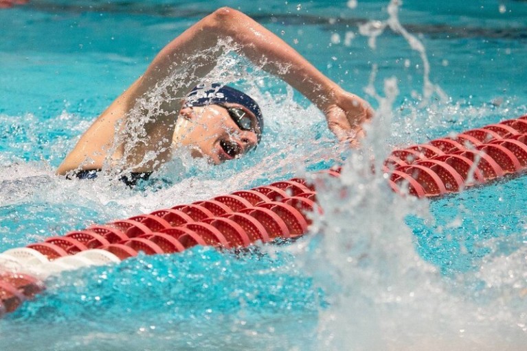 주말 9시 성인수영